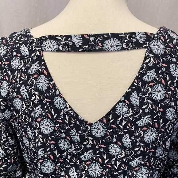 Loft ROMPER Daisy Bar Back Flutter - Picture 10 of 12